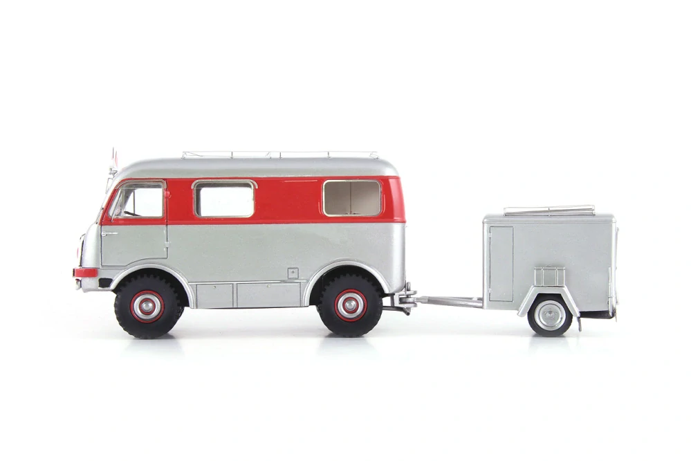 Tatra 805 Zikmund Hanzelka 1:43 Autocult "10 Years of AutoCult"