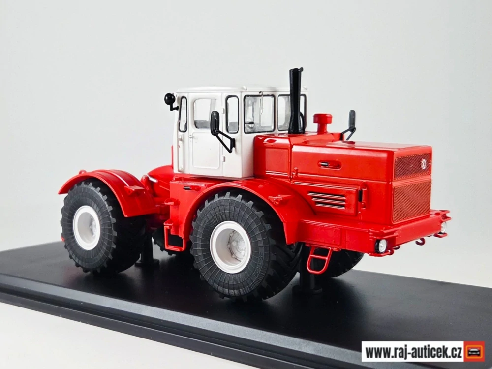 Kirovets K-701 1:43 SSM