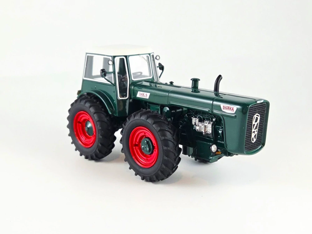 Dutra D4K B 1:43 Schuco