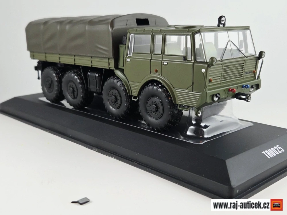 Tatra 813 Kolos 1:43 IXO snížená jakost