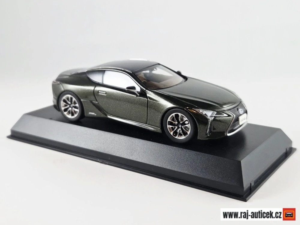 Lexus LC500h PATINA Elegance 1:43 Kyosho CARNEL