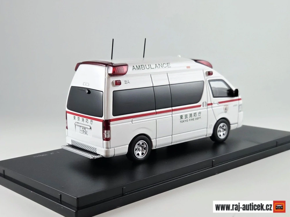 Toyota HIMEDIC Ambulance 1:43 Kyosho CARNEL