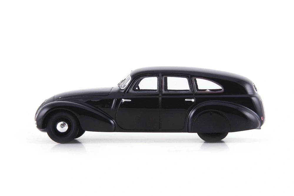 Kamm K4 BMW 1:43 AutoCult