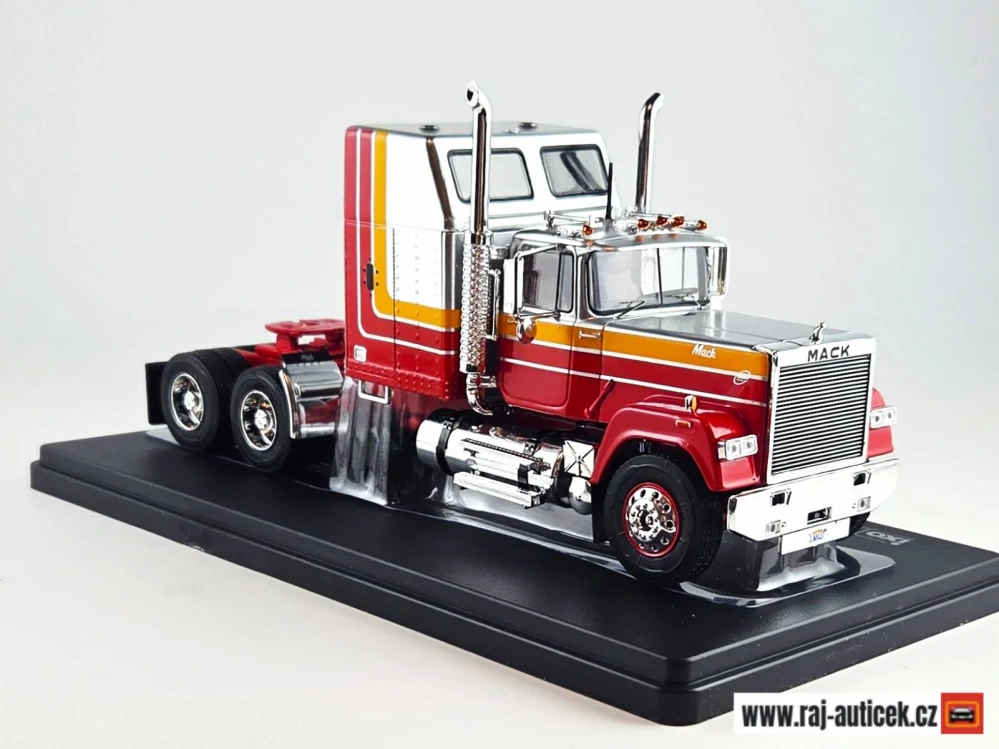 Mack Superliner Magnum 1985 1:43 IXO