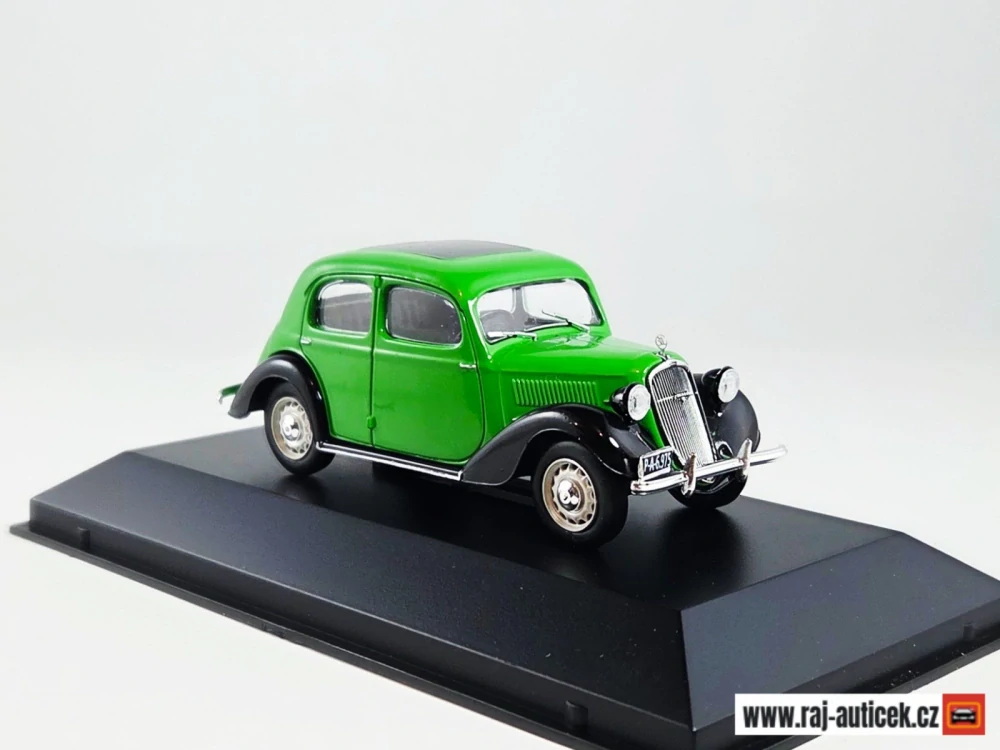 Škoda Rapid Sedan 1:43 DeAgostini časopis s modelem