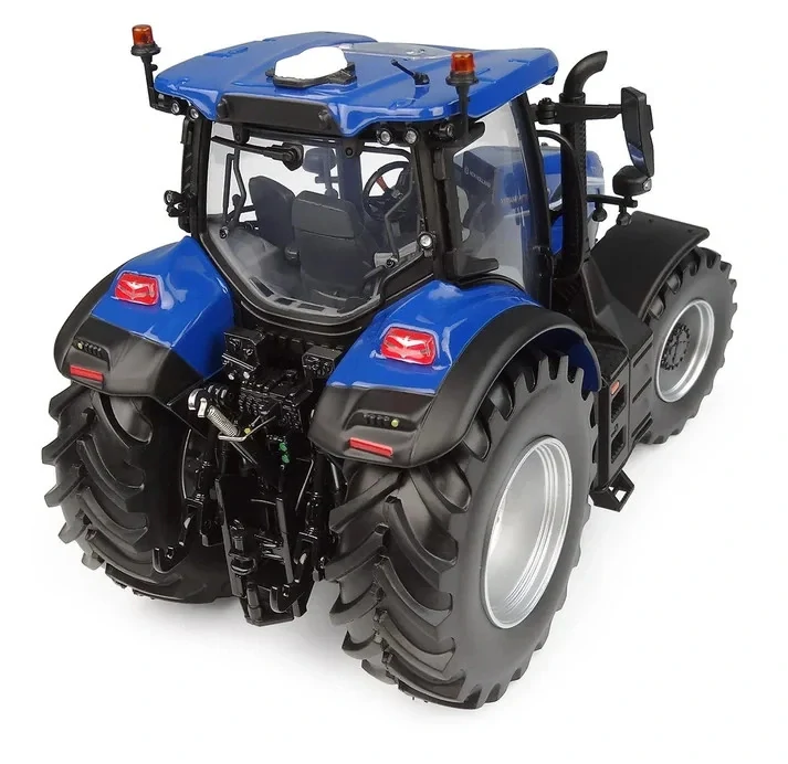 New Holland T7.210 Dynamic Blue 2026 1:32 Universal Hobbies