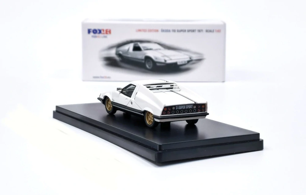 Škoda 110 Super Sport 1971 1:43 Foxtoys