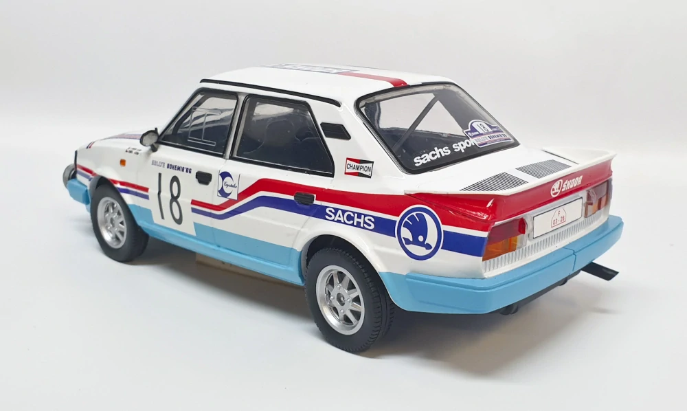Škoda 130 LR no.18, Křeček, Rally Bohemia 1986 1:18 Foxtoys