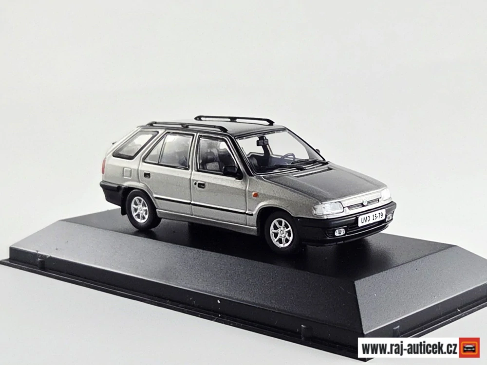 Škoda Felicia Combi GLX 1:43 DeAgostini časopis s modelem