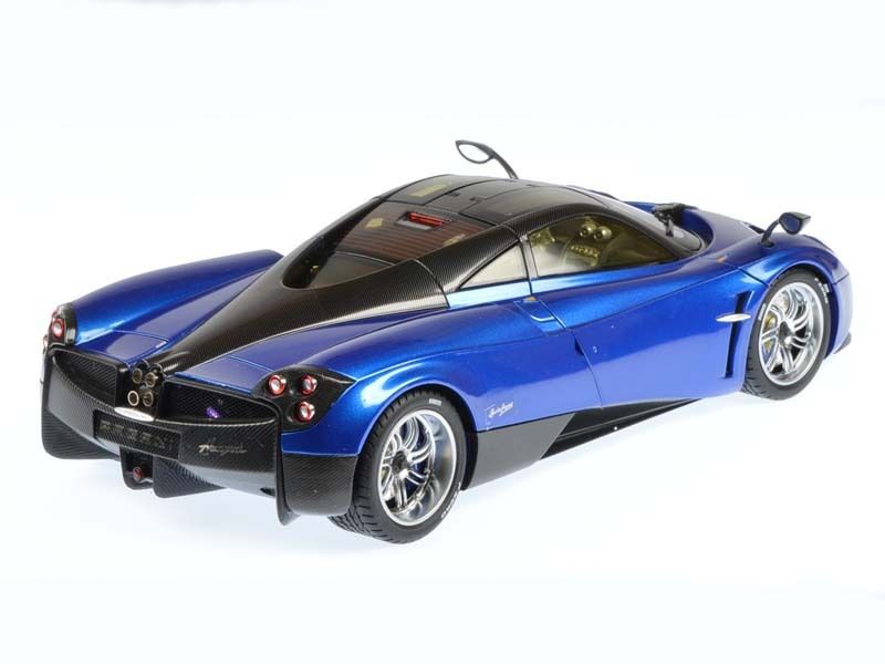 Pagani Huayra 1:18 Welly