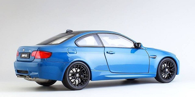 BMW M3 coupe E92 1:18 Kyosho