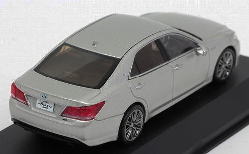 Toyota Crown Hybrid Athlete S 1:43 Kyosho