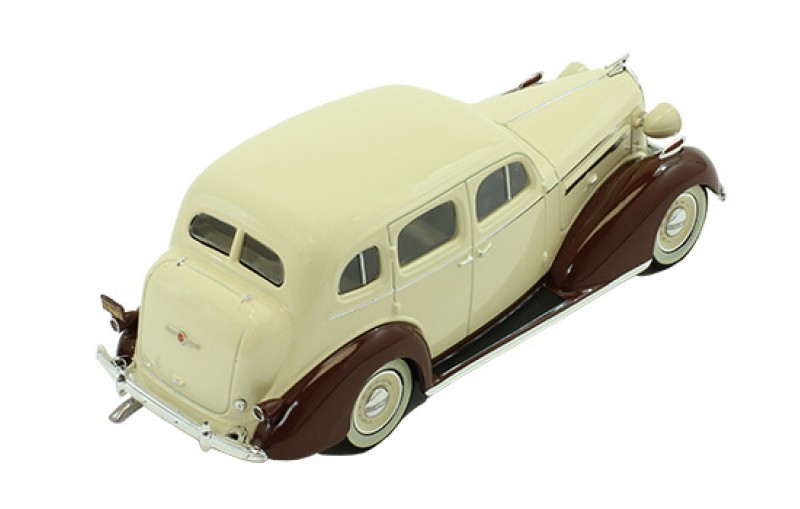 Buick 40 Special 1:43 IXO