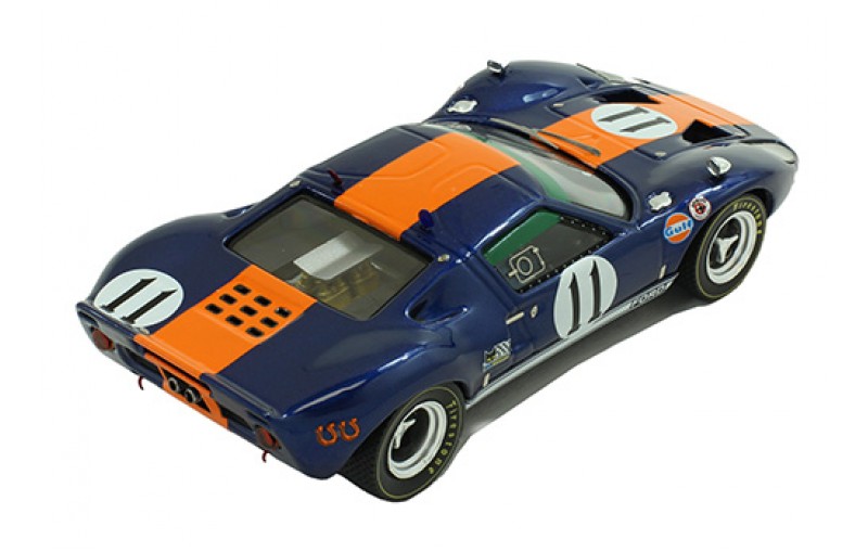 Ford GT40 no.11 1:43 IXO