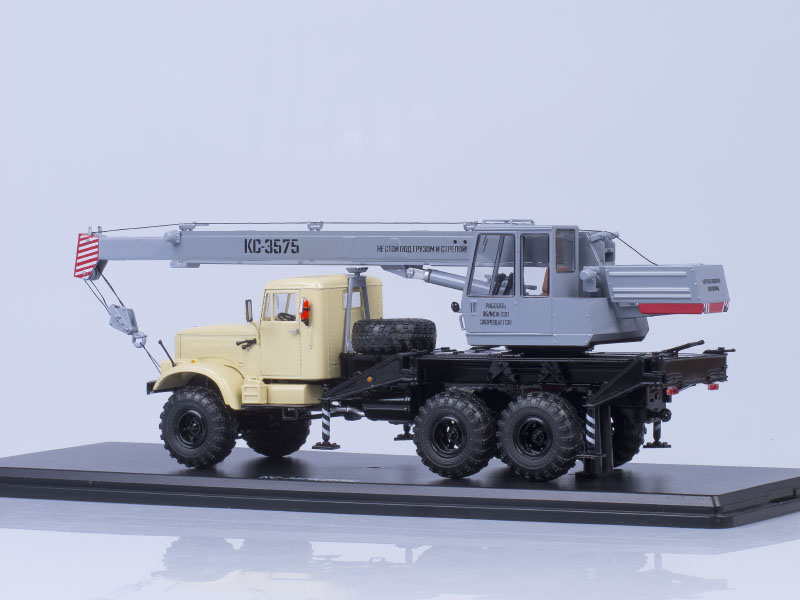 KrAZ 255B jeřáb 1:43