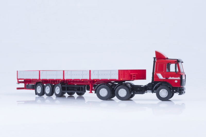 MAZ 6422 s návěsem 1:43
