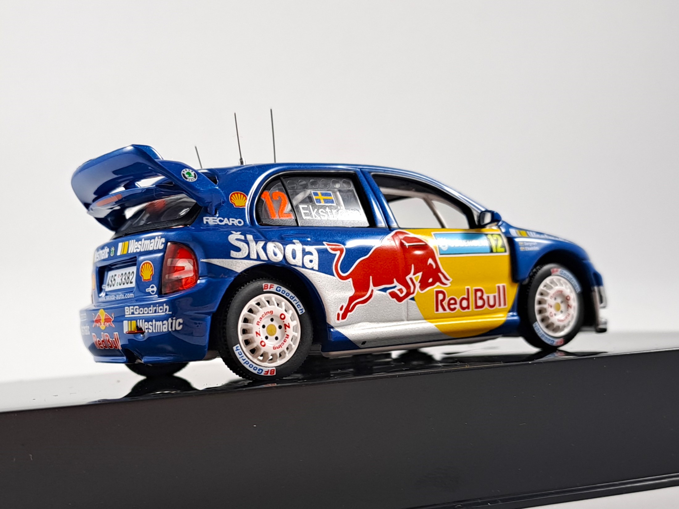 Škoda Fabia WRC, No.12, Ekstrom, Rally Sweden 2006 1:43 IXO
