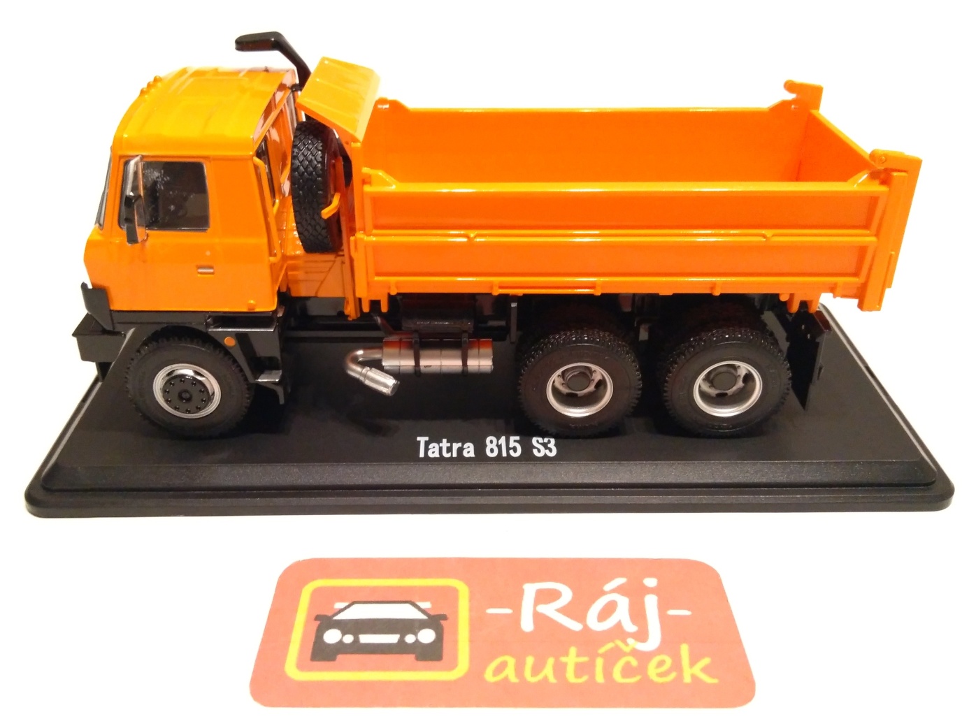 Tatra 815 S3 oranžová 1:43 Premium ClassiXXs