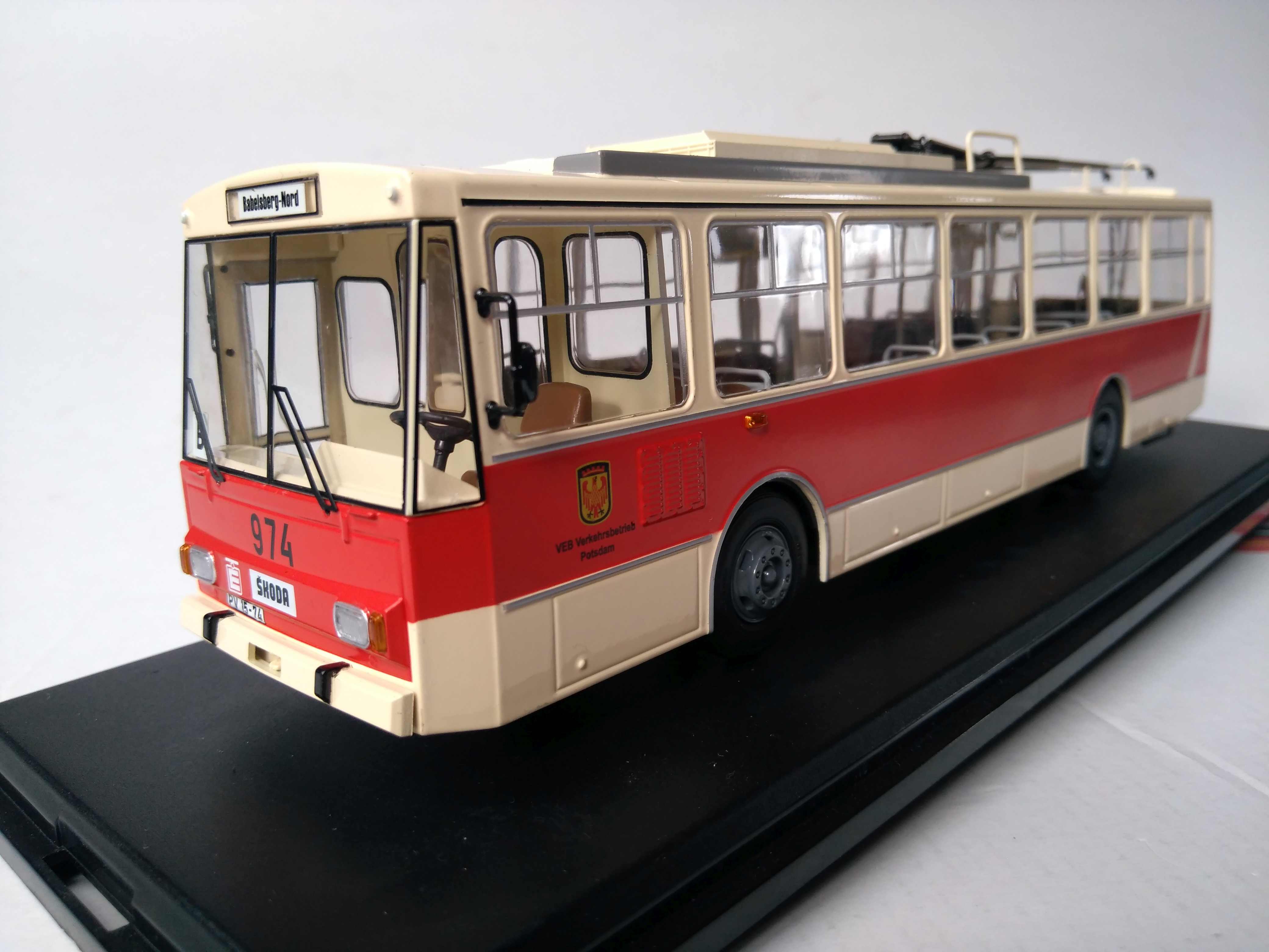 Škoda 14Tr trolejbus Postdam 1:43 Premium ClassiXXs