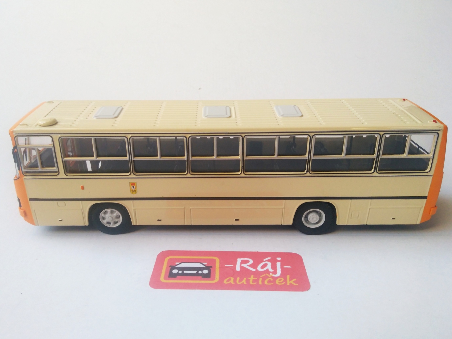 Ikarus 260 Berlín 1:43 Premium ClassiXXs