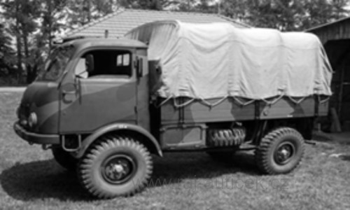 Tatra 805 valník s plachtou 1:43 Premium ClassiXXs
