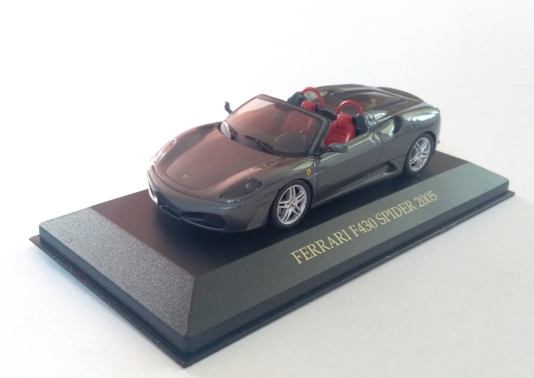 Ferrari F430 Spider 1:43 IXO