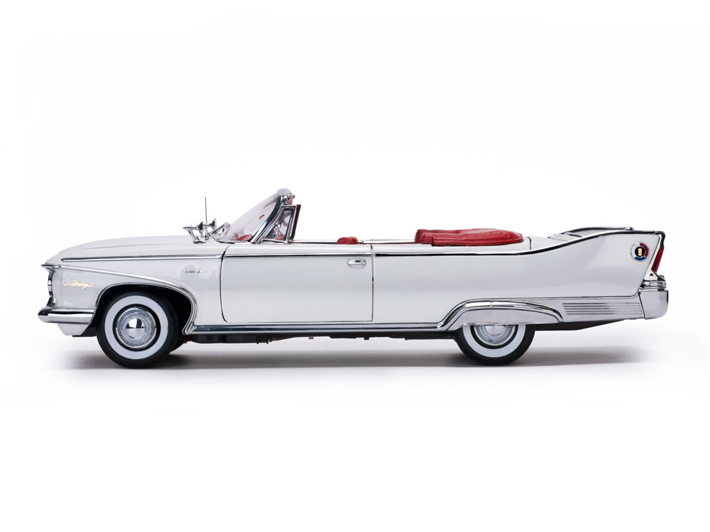 Plymouth Fury Convertible 1:18 Sun Star