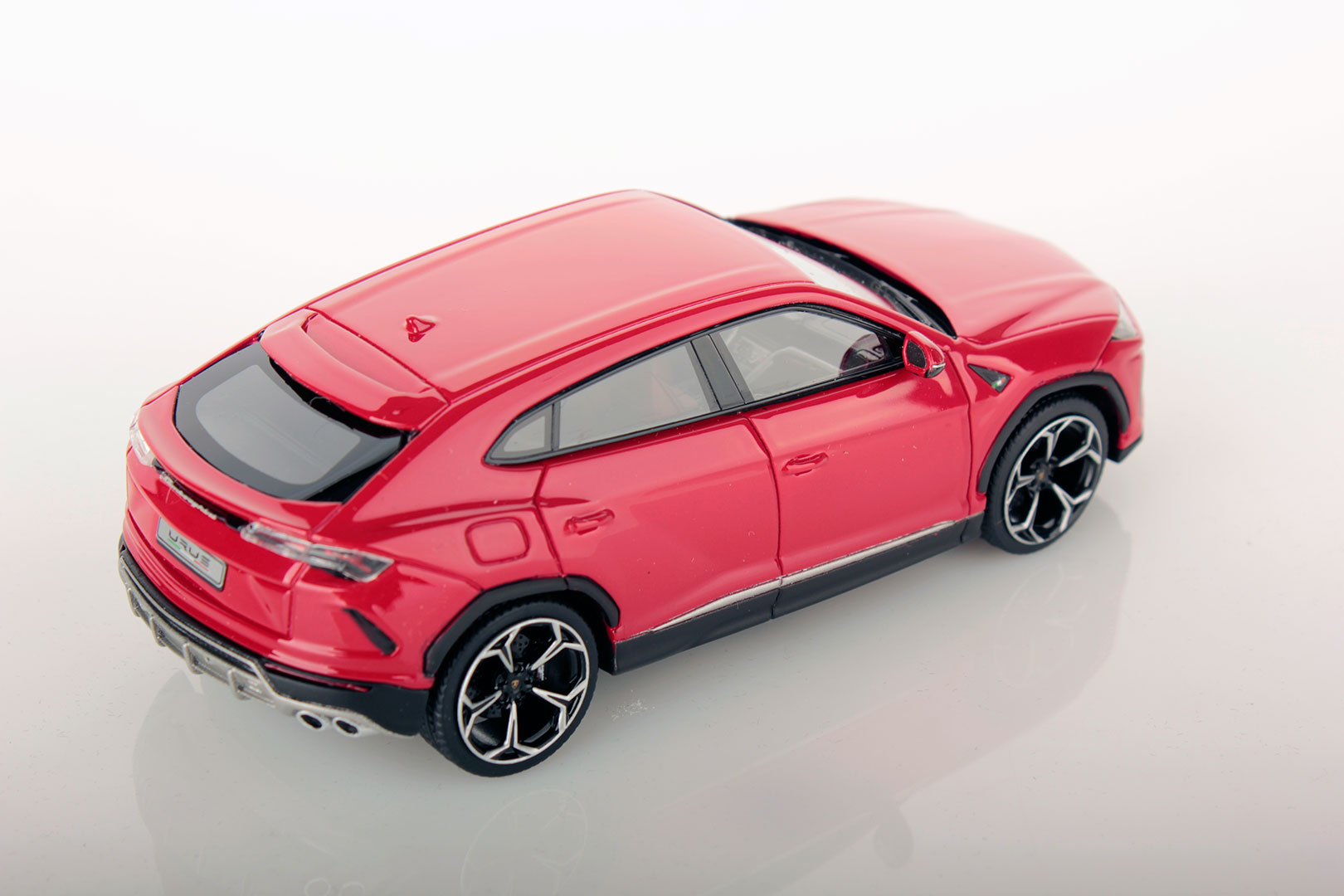 Lamborghini urus игрушка