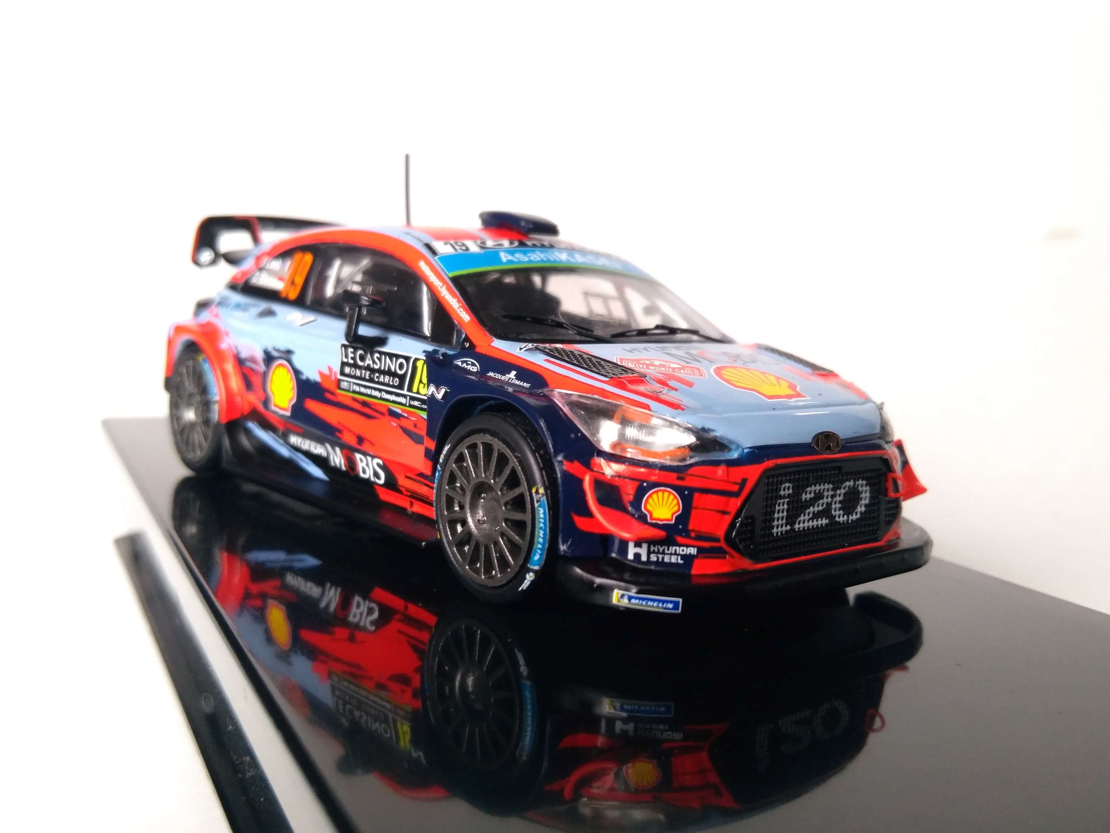 Hyundai i20 WRC, No.19, Loeb, rallye Monte Carlo 2019 1:43 IXO