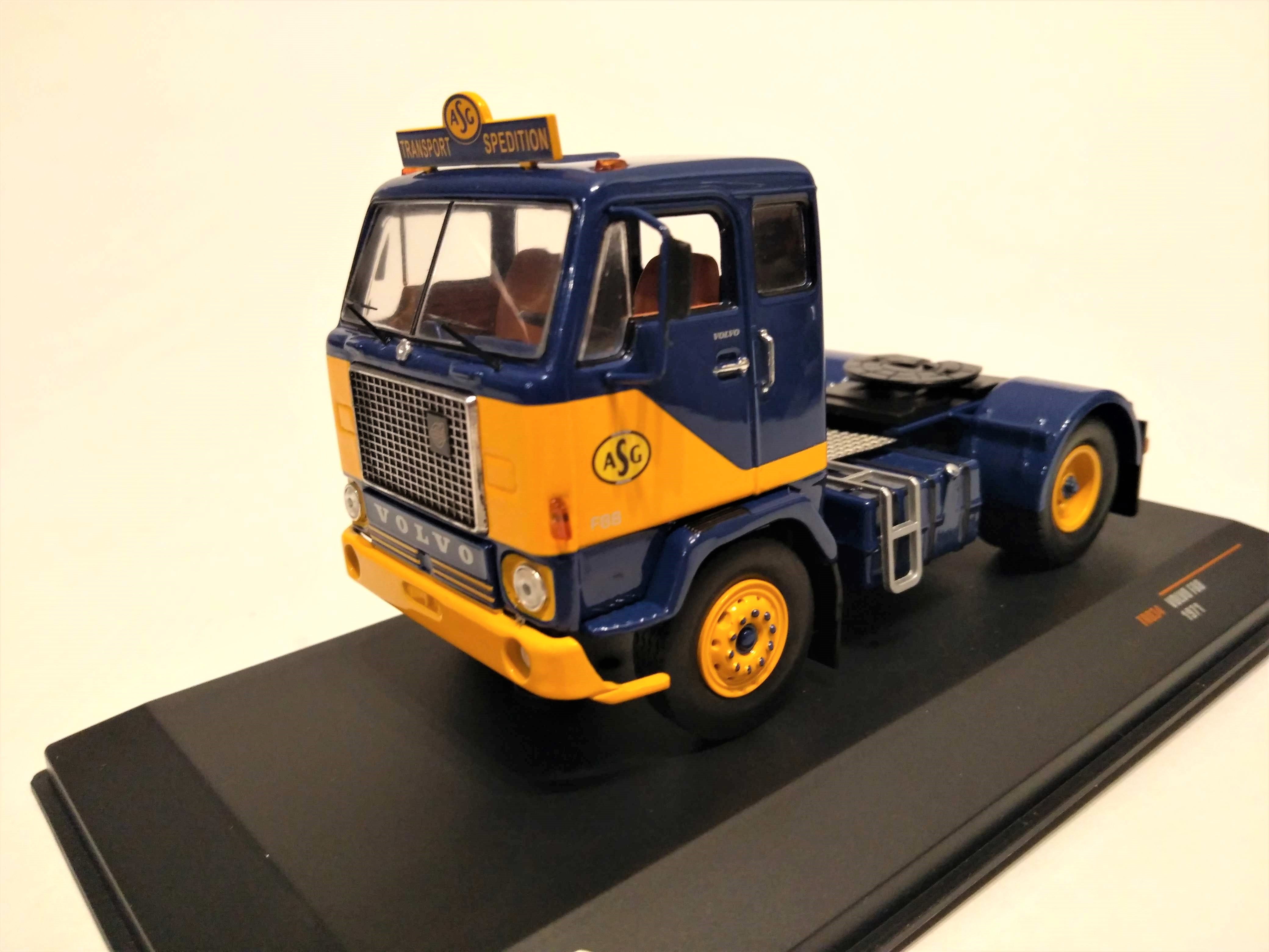 Volvo F88 1:43 IXO