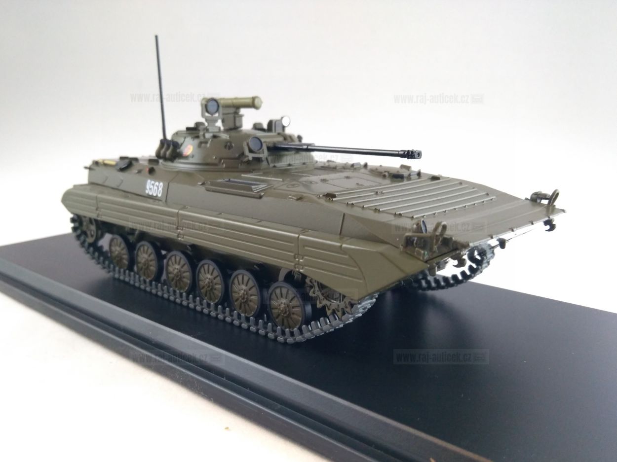 BMP-2 NVA 1:43 Premium ClassiXXs