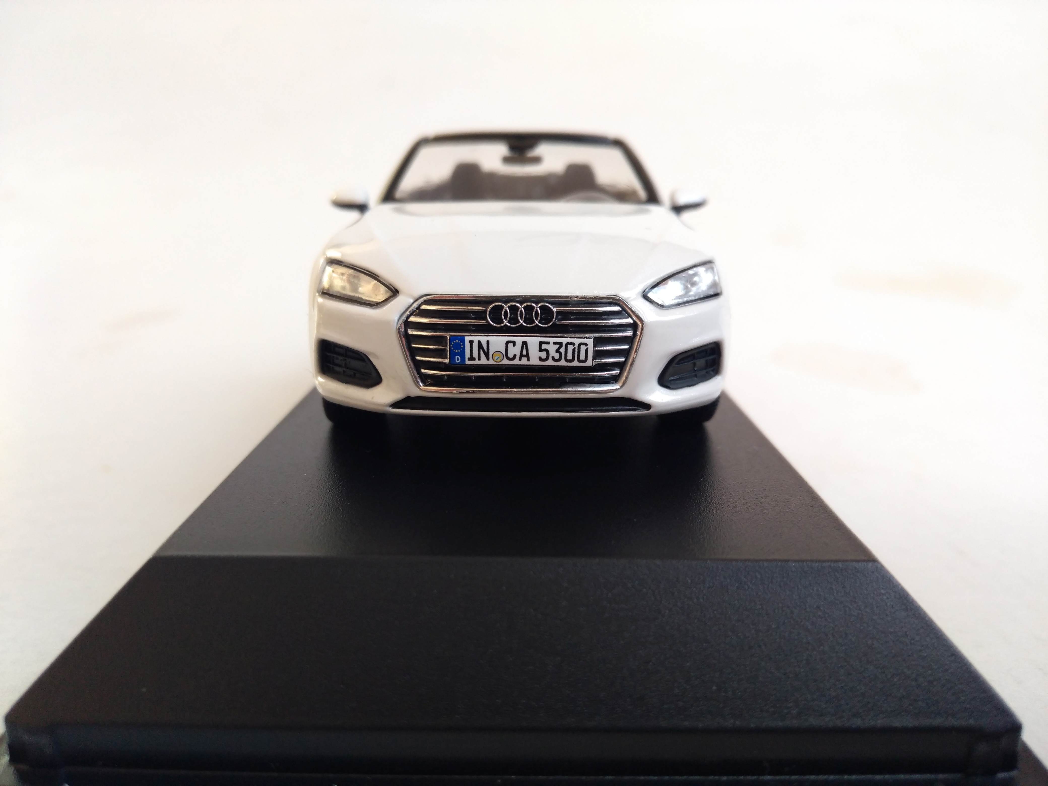 Audi A5 Cabriolet 2017 1:43 iscale