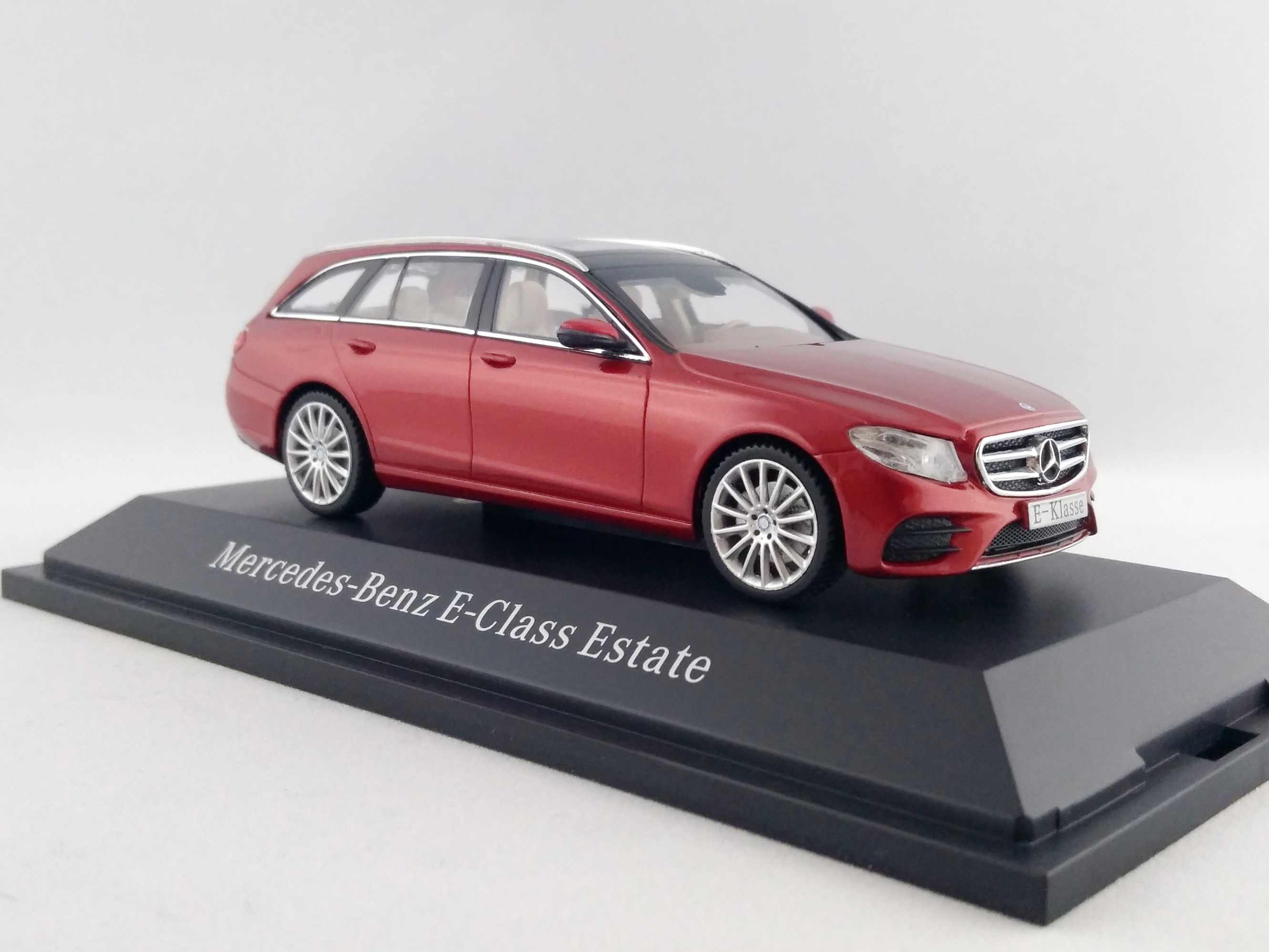 Mercedes třídy E Station Wagon (S213) 1:43 iScale