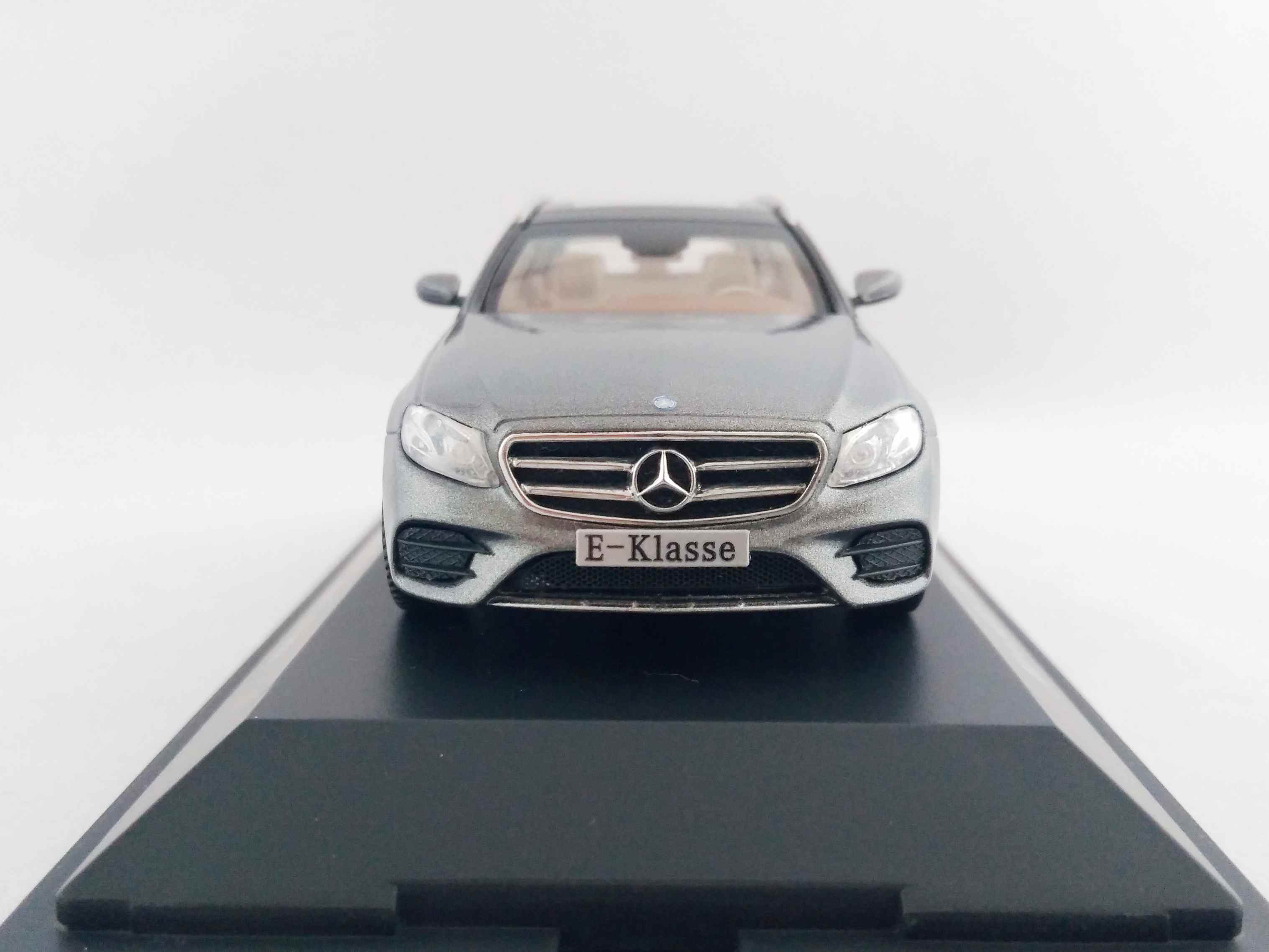 Mercedes třídy E Station Wagon (S213) 1:43 Kyosho