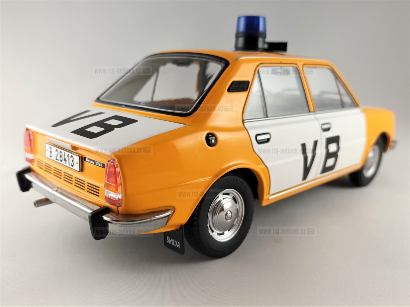 Škoda 105L Veřejná Bezpečnost 1:18 Triple9