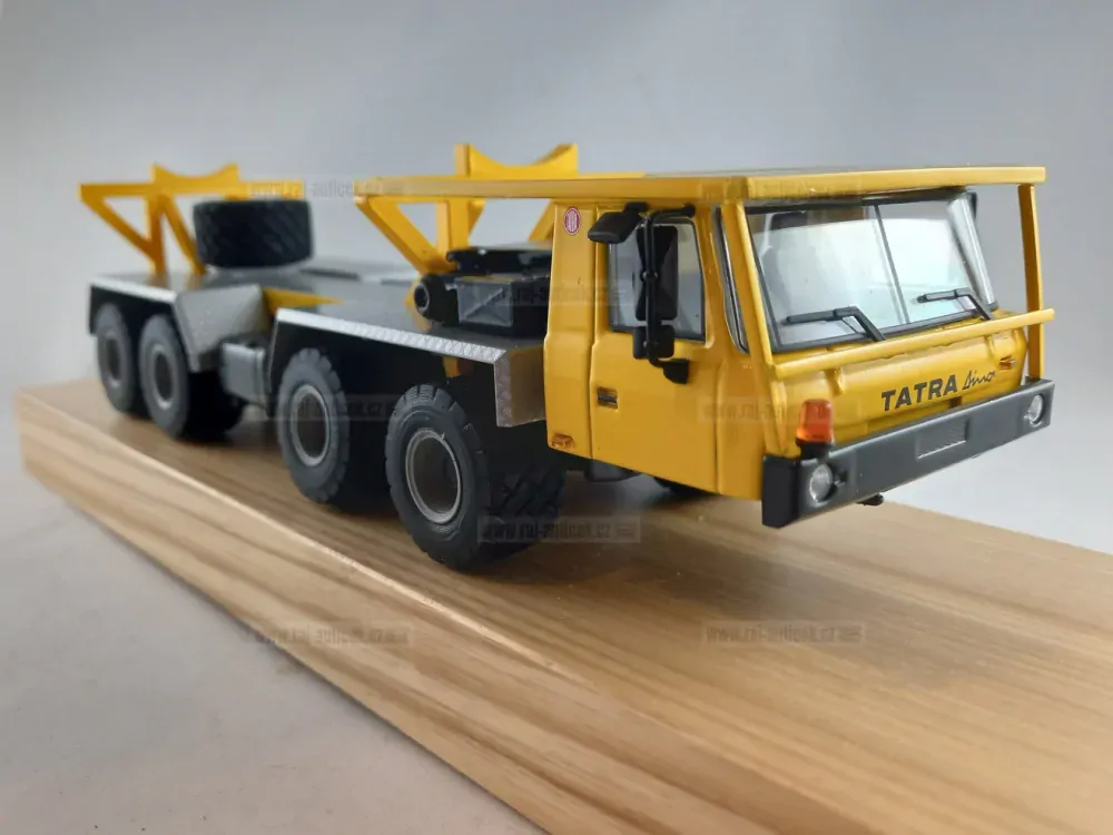 Tatra Dino 8x8 1:43 Kaden
