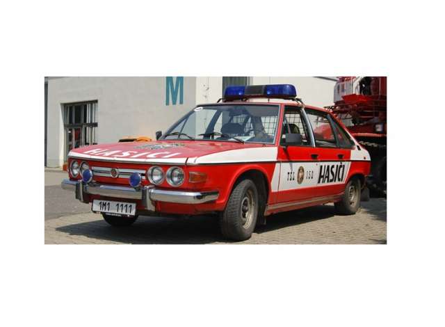 Tatra 613 hasiči 1:18 Triple9