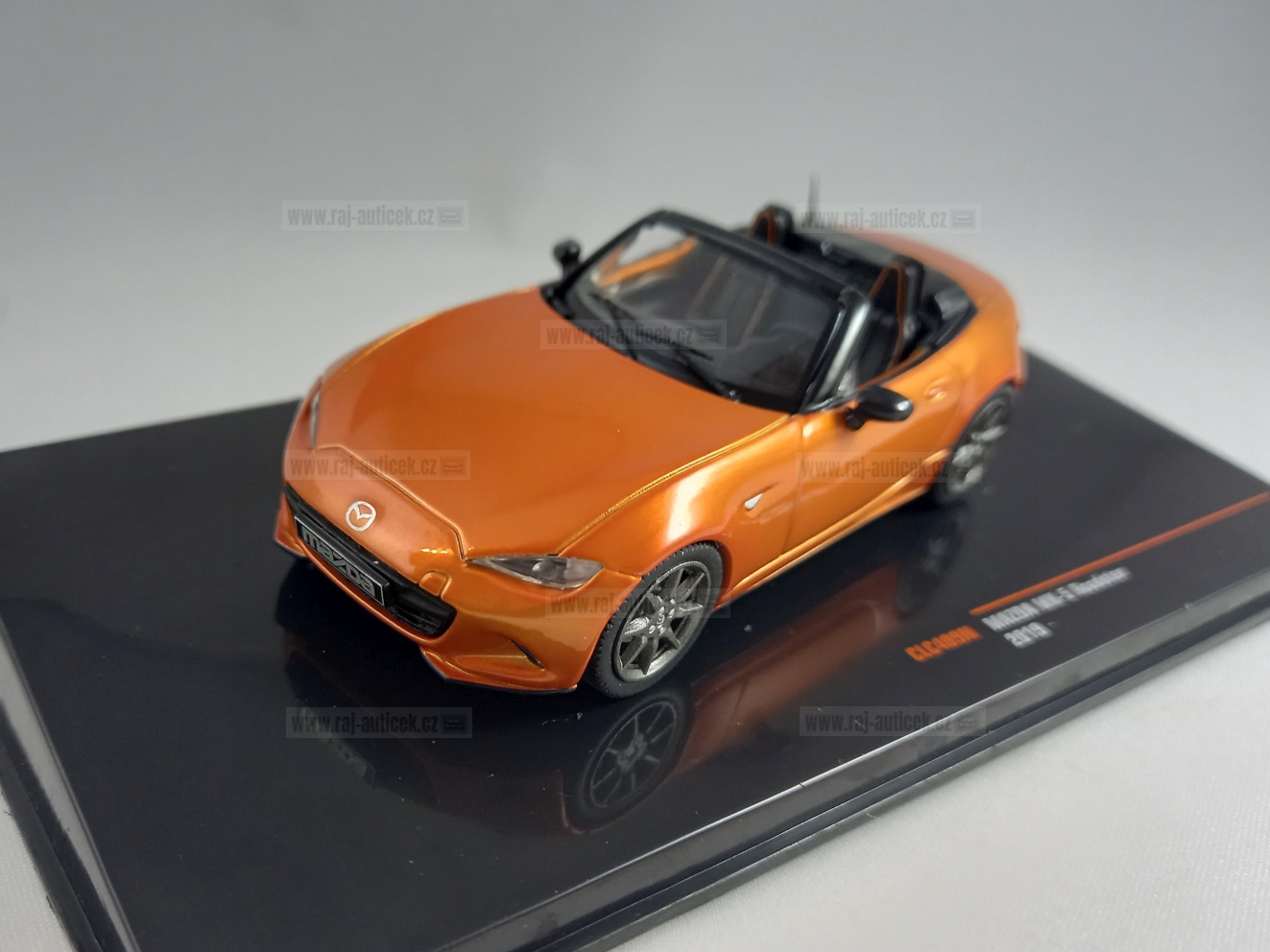 Mazda MX-5 ND 1:43 IXO