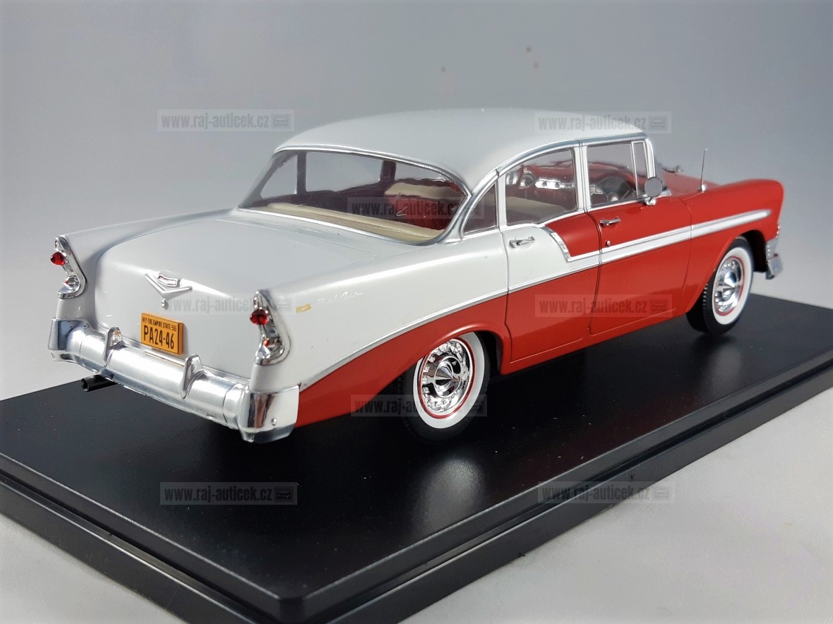 Chevrolet Bell Air 4-door Sedan 1:24 Whitebox