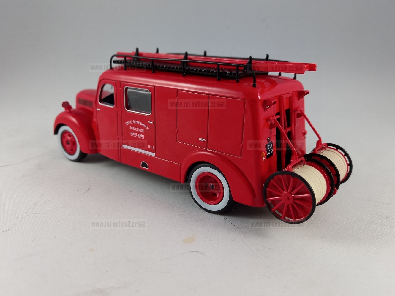 Ford F 798T hasiči 1:43