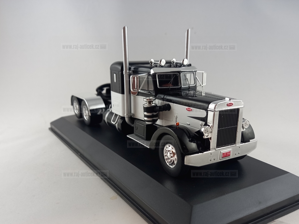 Peterbilt 350 1:43 IXO