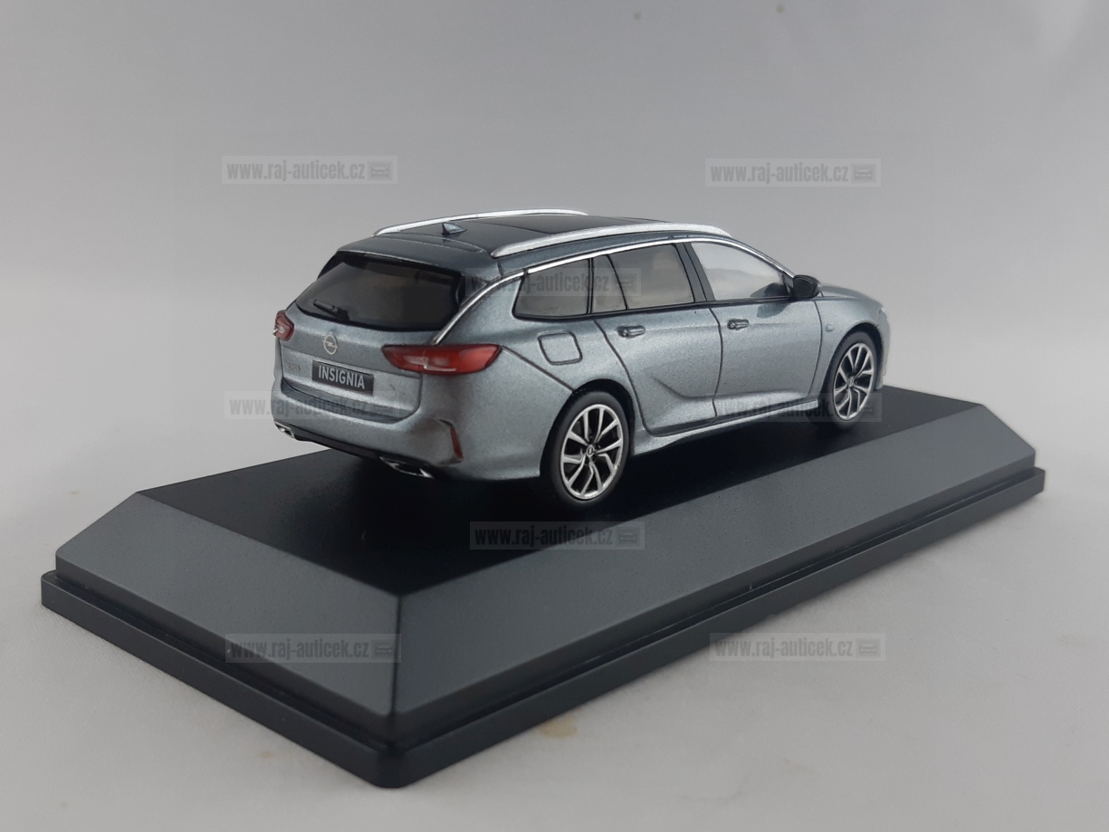 Opel Insignia Sport Tourer 1:43 iscale