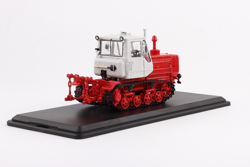 Caterpillar T-150 1:43 SSM