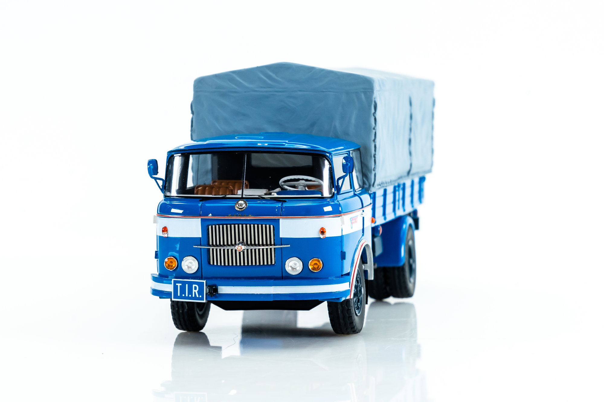Škoda 706 RT ČSAD 1:43 AutoCult