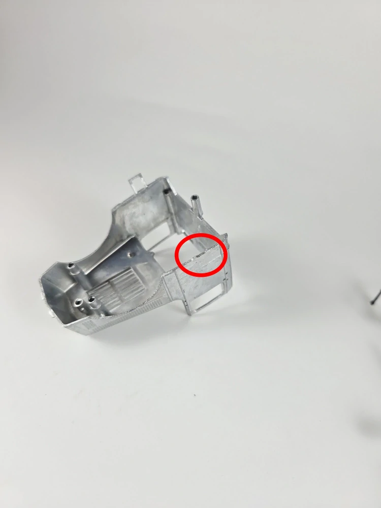 Tatra 147 DC-5 STAVEBNICE 1:43 AVD nekompletní - viz popis
