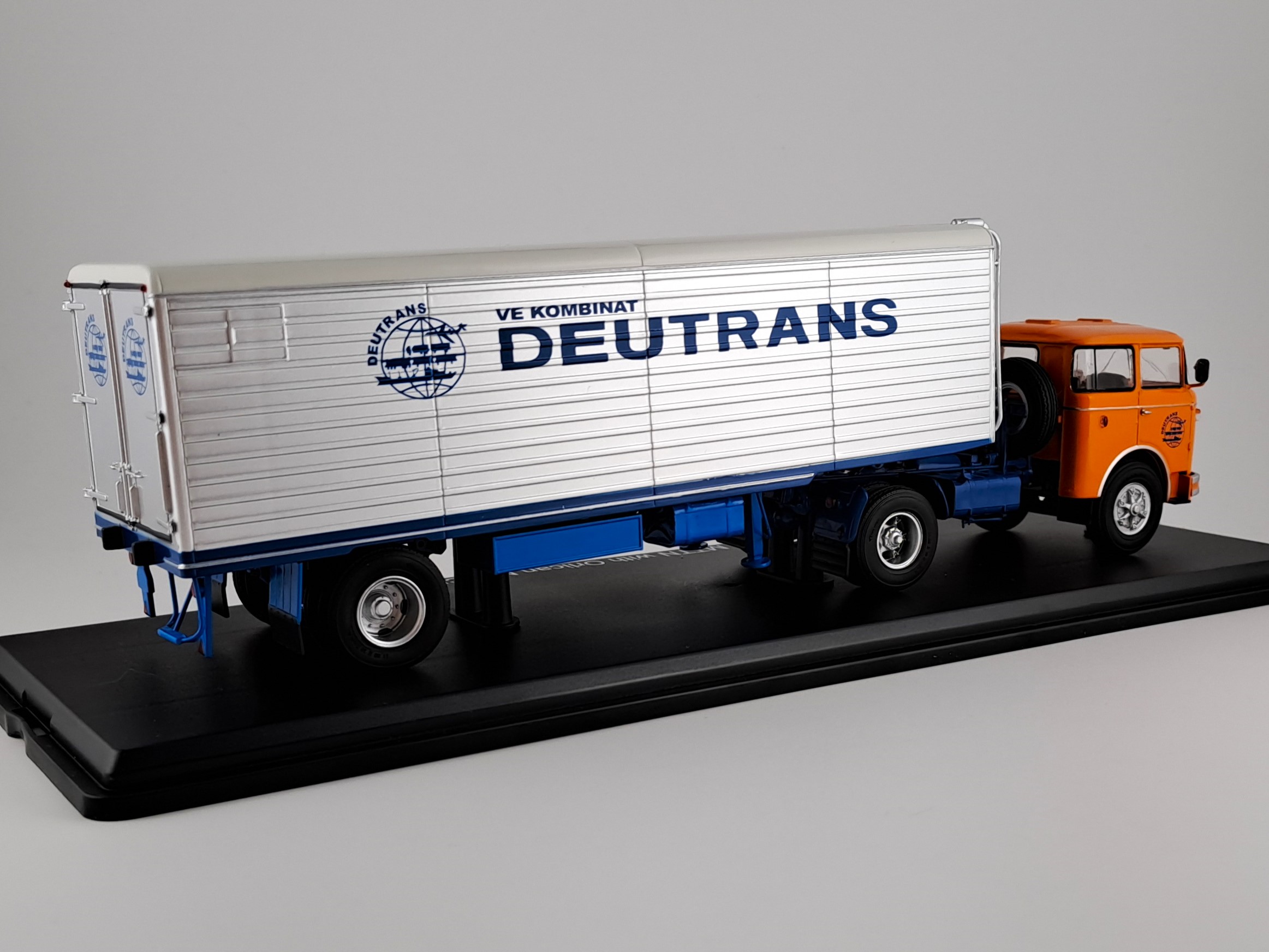 LIAZ 706 MTTN s návěsem Deutrans 1:43 Premium ClassiXXs