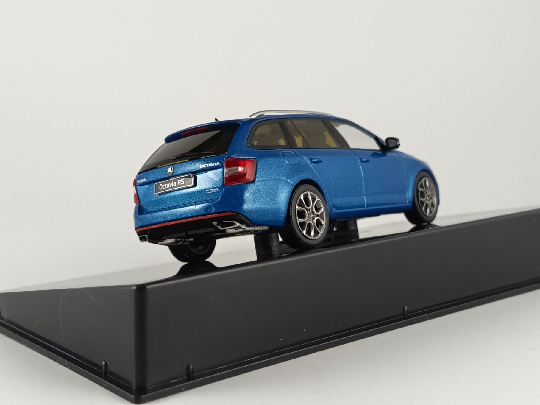Škoda Octavia RS (III) 1:43 IXO