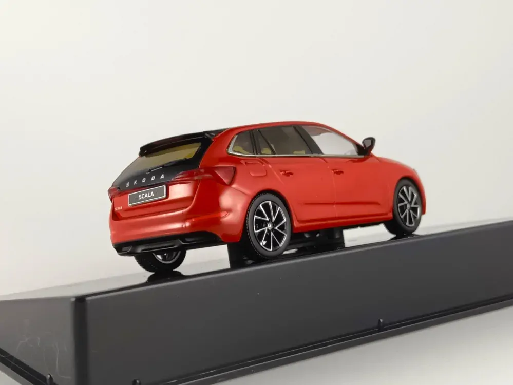 Škoda Scala 2019 1:43 IXO
