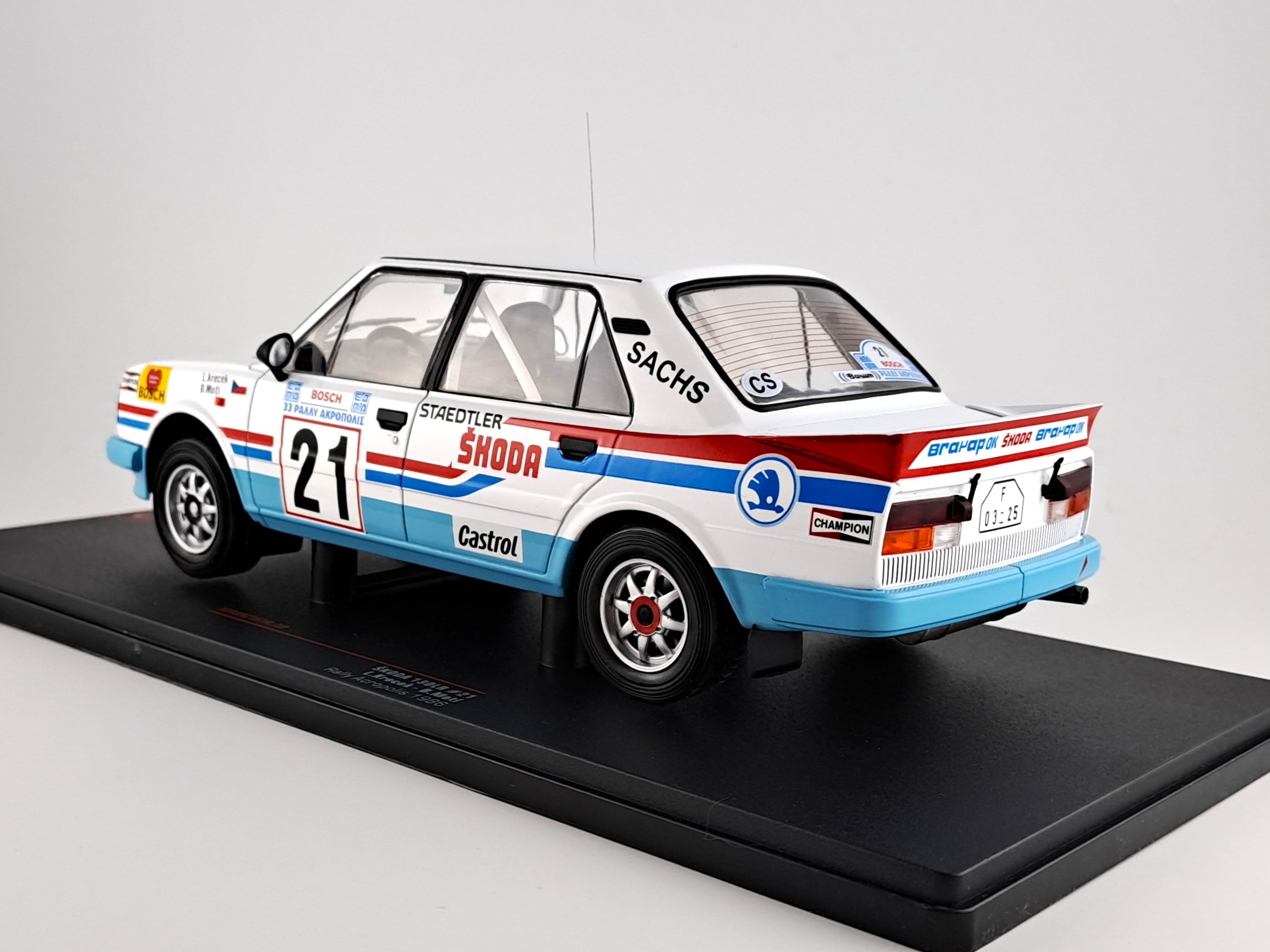 Škoda 130 LR, No.21, WRC, Rally Acropolis, L.Krecek/B.Motl, 1986 1:18 IXO