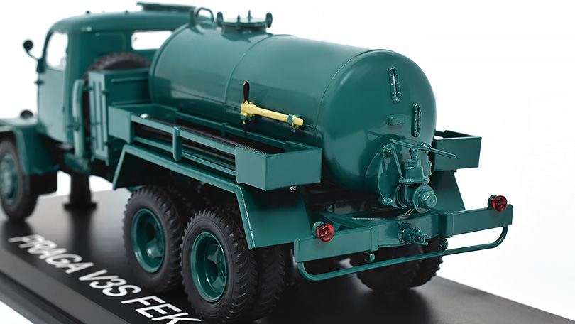 Praga V3S FEK 1:43 SSM